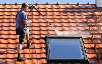 roof cleaning Lutton